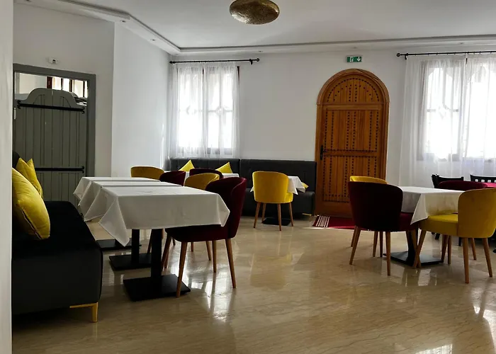 Hôtel Les Remparts