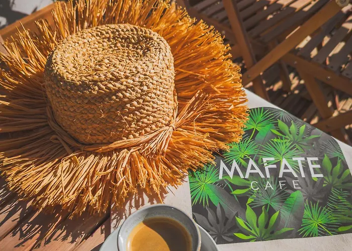 Gite Urbain Mafate Café