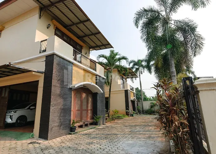 Sr Residence Near Mall Ciputra Cibubur Mitra Reddoorz