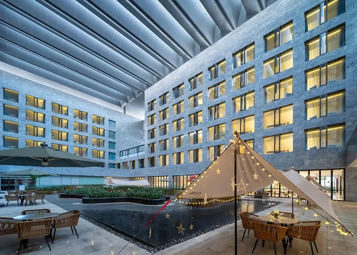 Sanya Phoenix Airport Hotel