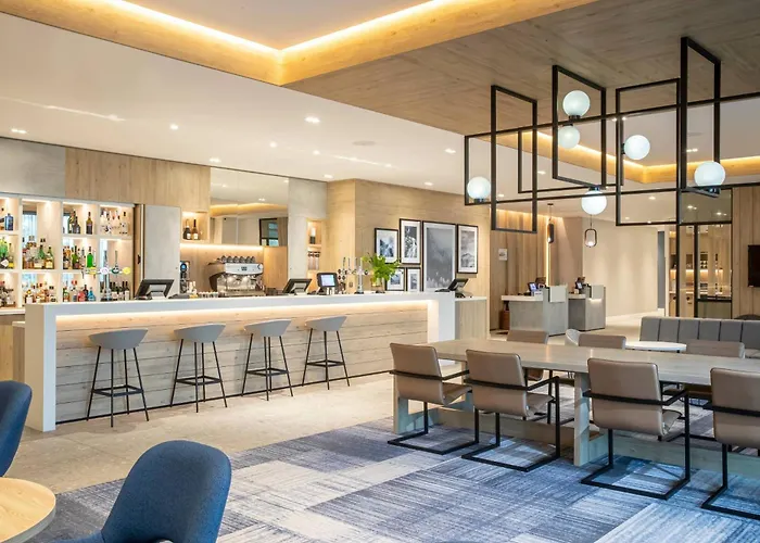Courtyard By Marriott Inverness Airport