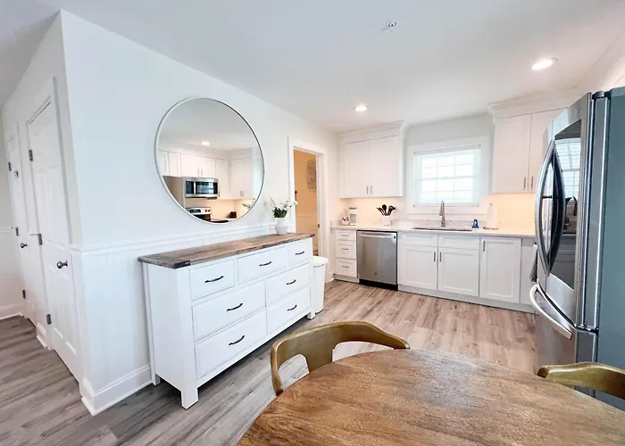 3001 King Suite, 3Rd Floor Serenity