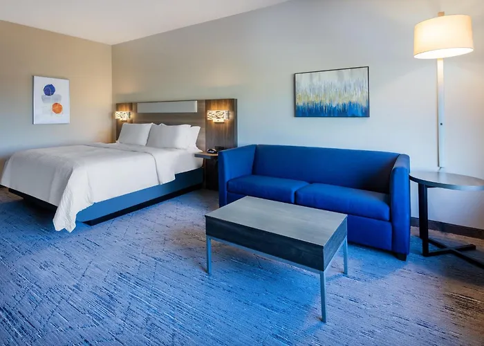 Holiday Inn Express & Suites Benson By Ihg