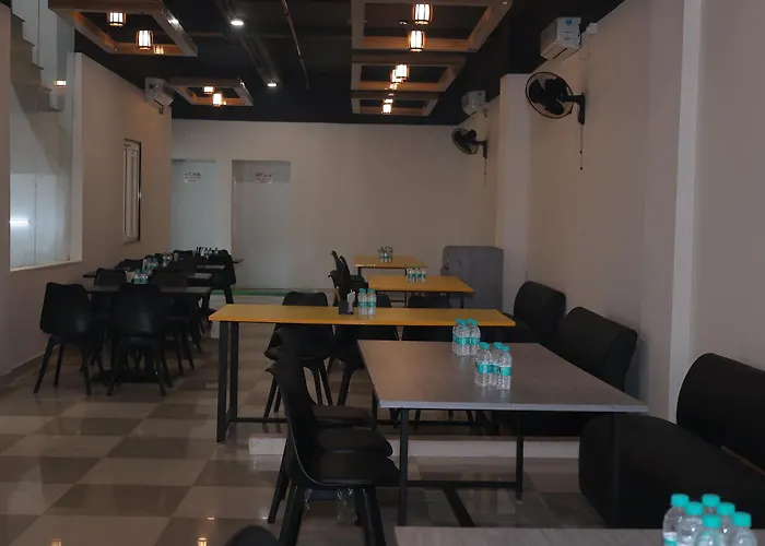Hotel Srijan Vrindavan