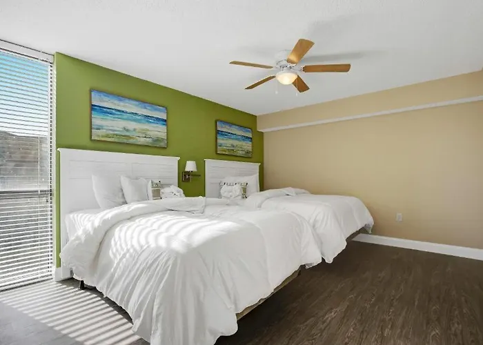 Ocean Annie'S Resorts