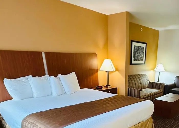 Richland Inn And Suites