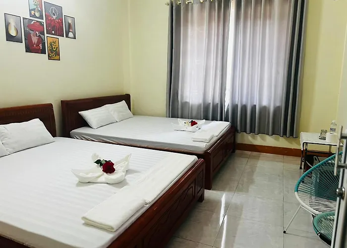 View Nhat Le Beach Hotel