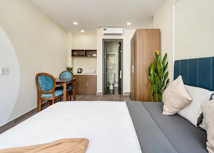 Jan Hostel Central Point