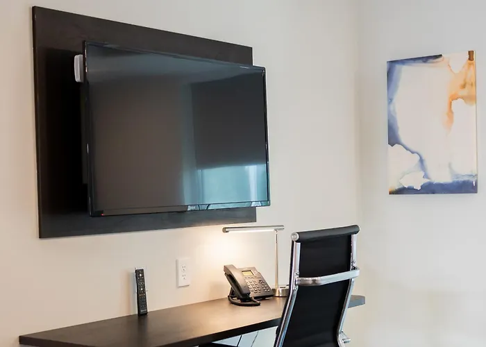 Stayapt Suites Tallahassee-Capitol