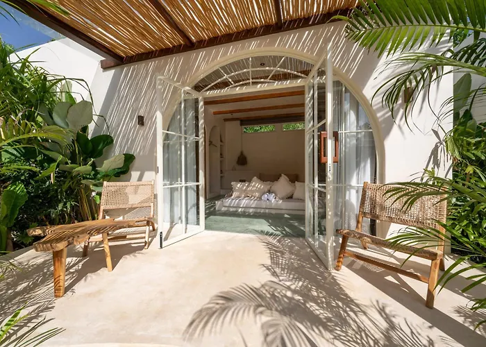 Mayiki Boutique Hotel