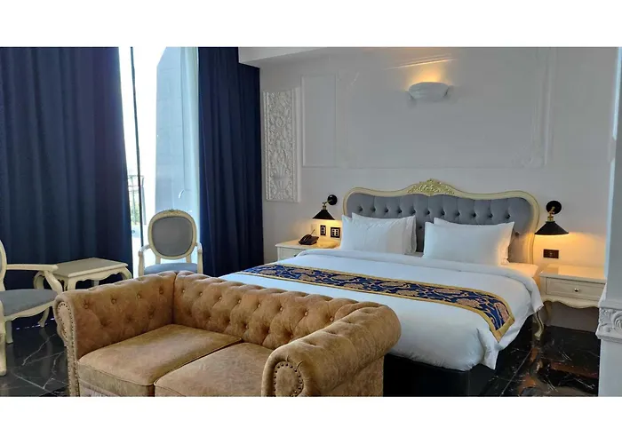 Hevea Hotel&Resort