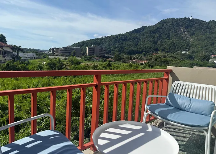 Alura Guesthouse