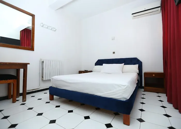 Hotel Raiss