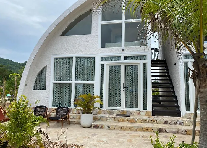 Narayana Hotel Karimunjawa