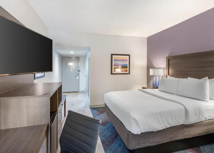 Best Western Hickory