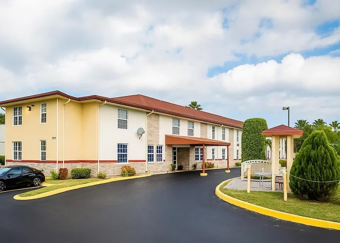 Belmont Inn&Suites