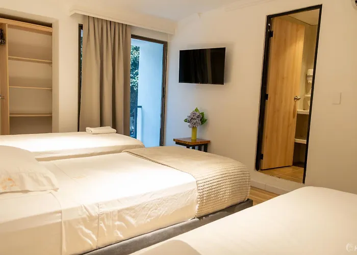 Casana Rosa Hotel
