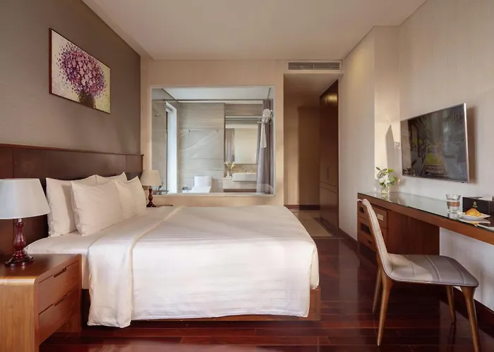 Orchids Saigon Hotel