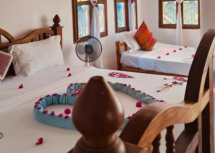 Laguna Palace Resort