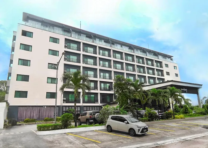 Hevea Hotel&Resort