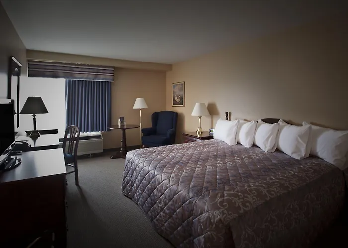 Chateau Repotel Duplessis Airport