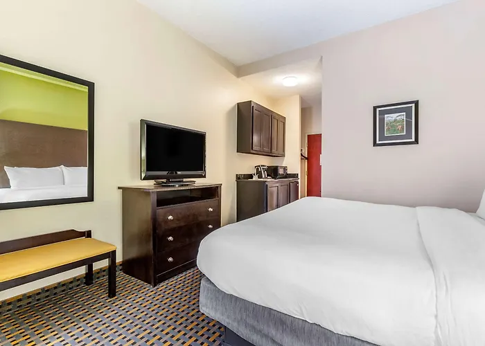 Comfort Inn & Suites Asheboro East