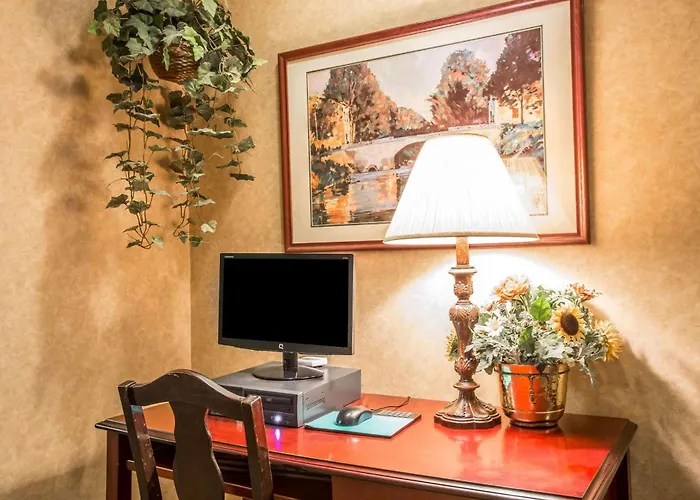 Quality Inn Greeneville - Tusculum