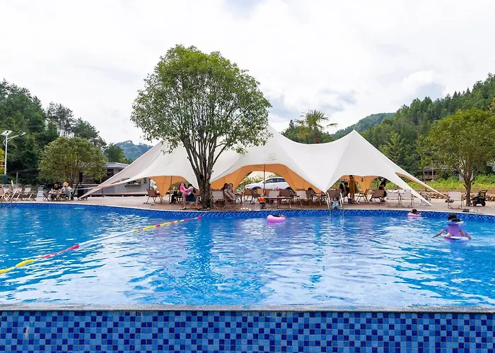 Zhangjiajie Peak&Creek Resort-Free Infinity Pool-Near The Ticket Gate-Stream Exploration Experience