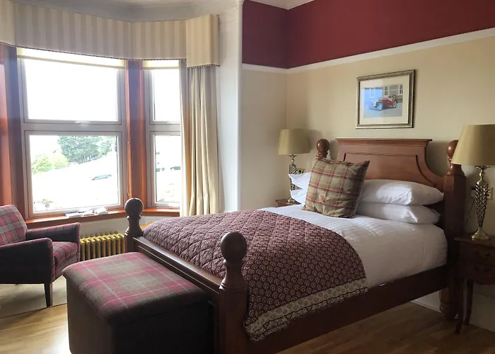 Redcliffe Hotel