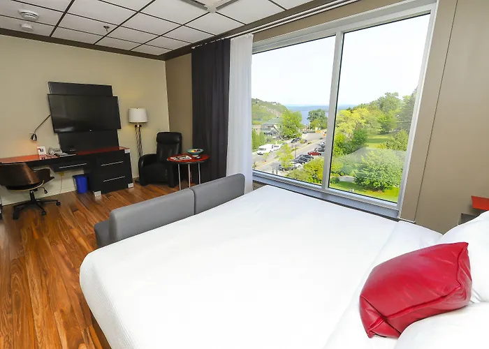Hotel Chicoutimi, affilié à Hyvi