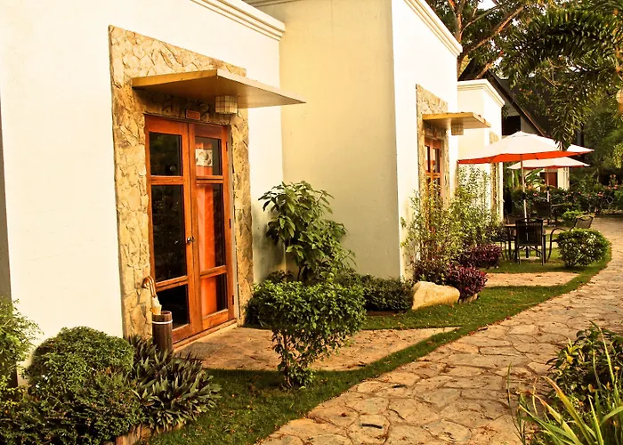Acacia Tree Garden Hotel