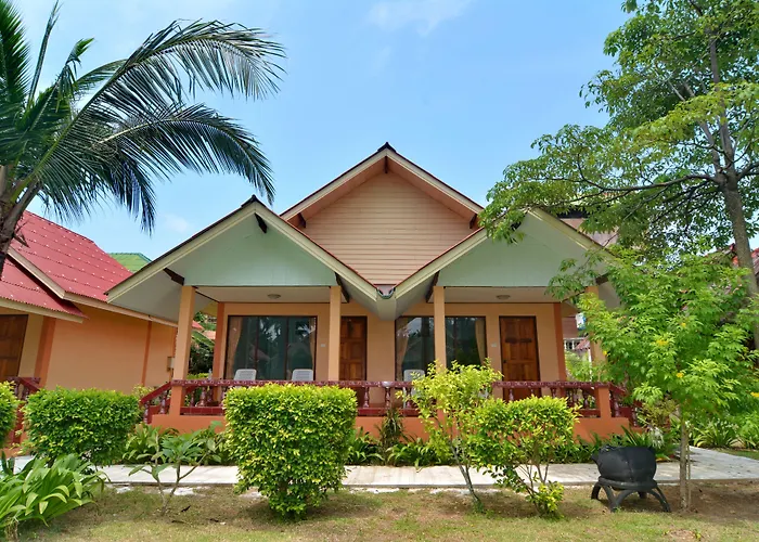 Lanta Emerald Bungalow