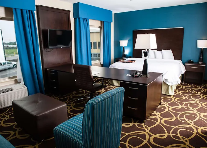 Hampton Inn & Suites East Gate Regina