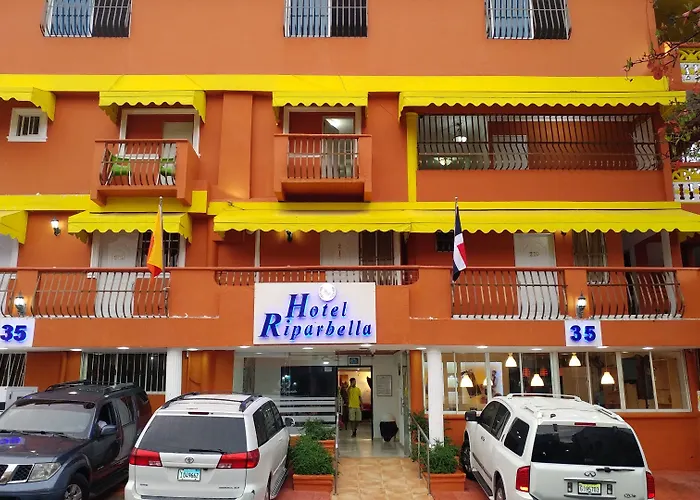 Hotel Riparbella