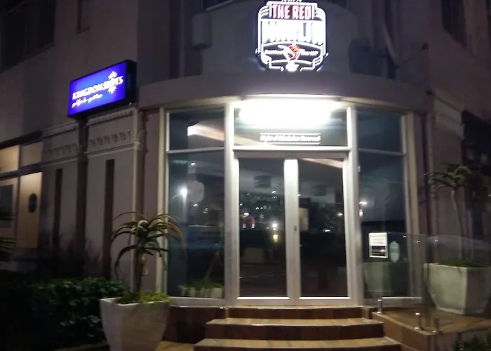Parade Hotel