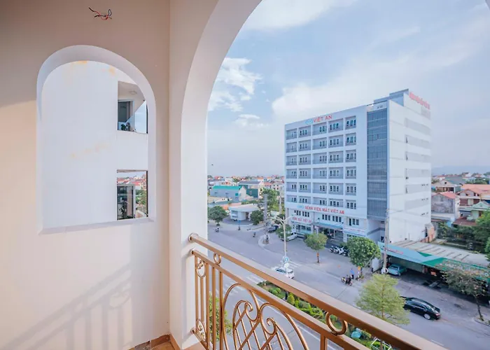 Rosalie Quang Binh Hotel