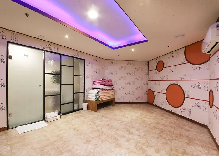 Cc Business Hotel Busan