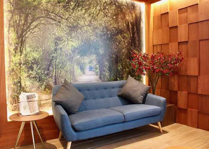 Habitat Hotel