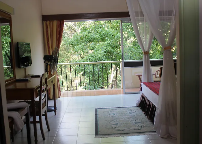 Equator Hotel