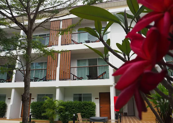 Crystal Lamai Hotel