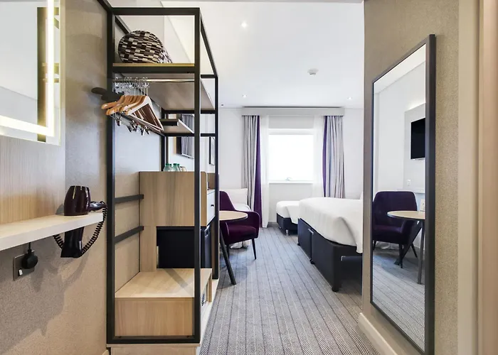 Premier Inn Dubai International Airport - An Emirates Group Company