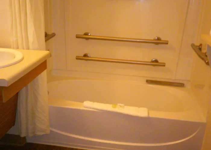 Stay Lodge Of Thomasville