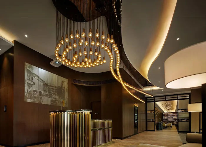 Hotel Stripes Kuala Lumpur, Autograph Collection