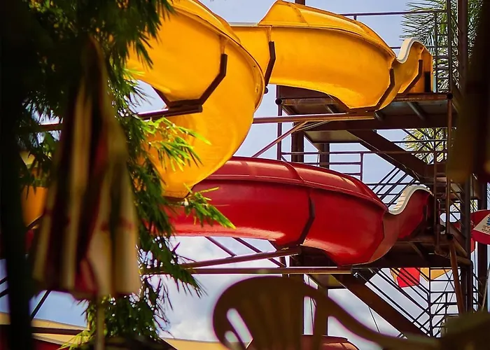 Golden Dolphin Grand Hotel