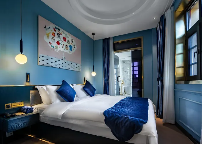 Moon&Chalice Boutique Hotel