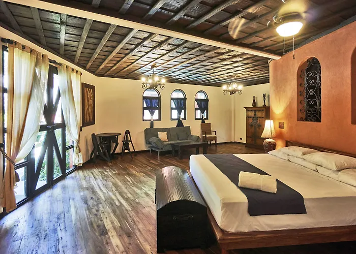 Paradise Beach Lodge