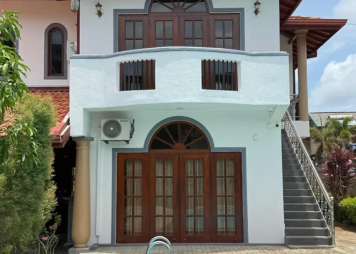 Hotel Transylvania - Negombo