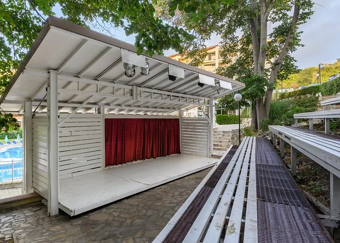 Madara Park Hotel
