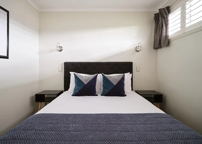 Suncourt Hotel&Conference Centre