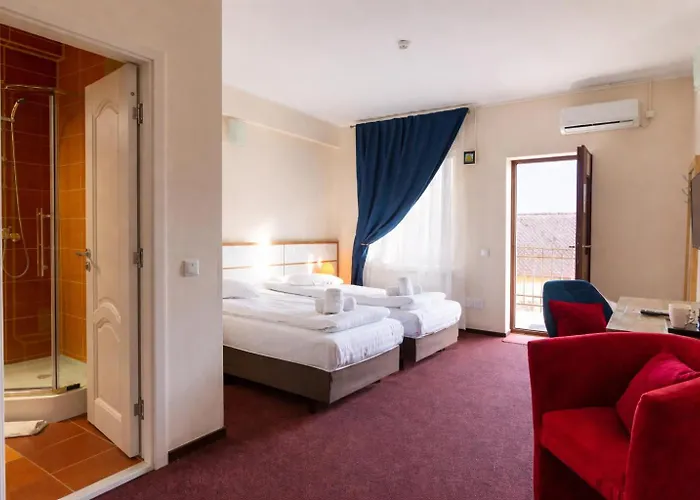 Long Street Hotel